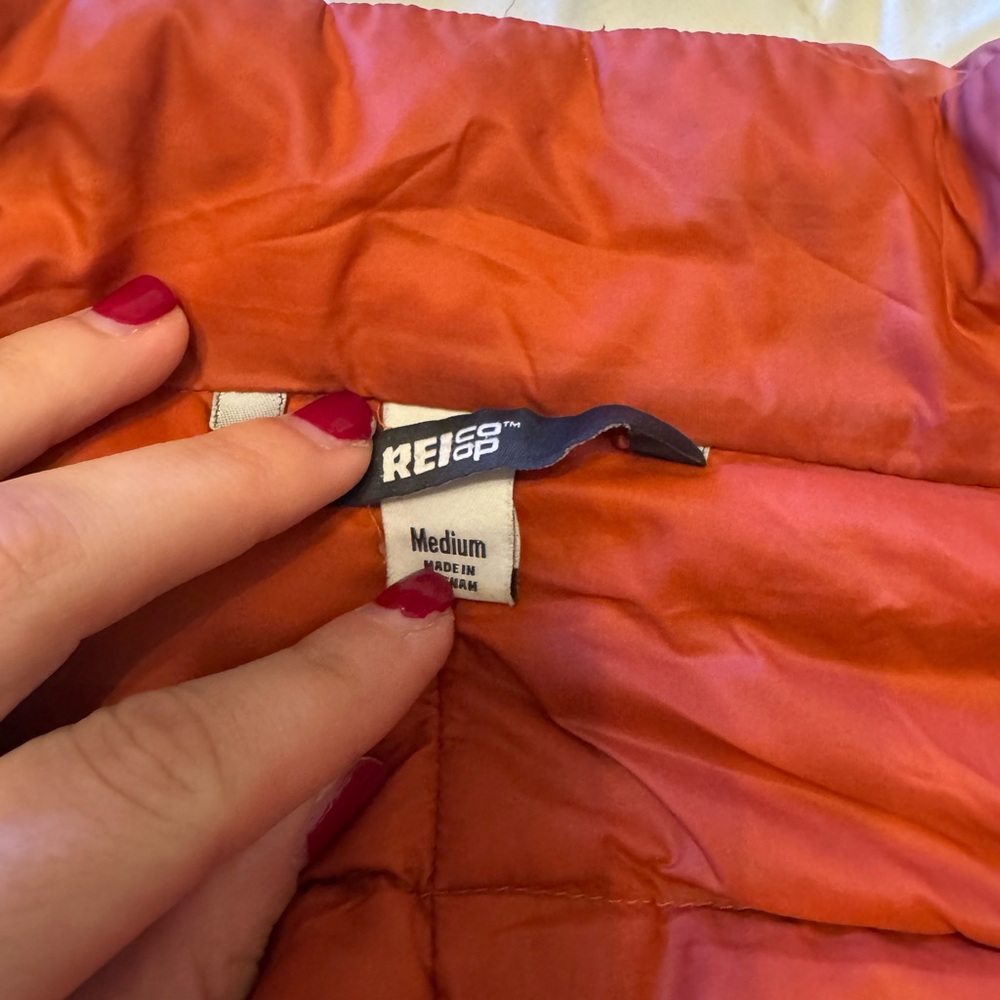 REI Rust Puffer Jacket - Picture 2 of 4